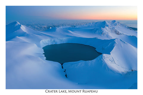 516 - Post Art Postcard - Crater Lake, Mount Ruapehu