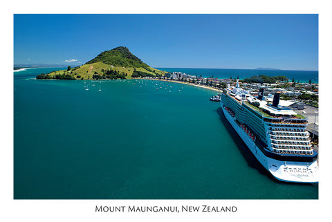 522 - Post Art Postcard - Mount Maunganui