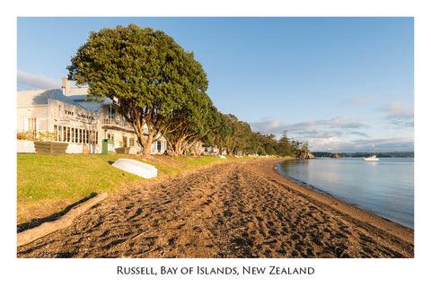 615 - Post Art Postcard - Russell - Beachfront looking south
