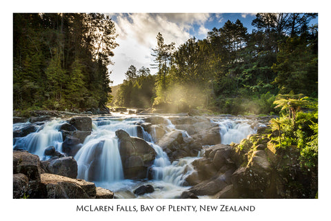 635 - Post Art Postcard - McLaren Falls