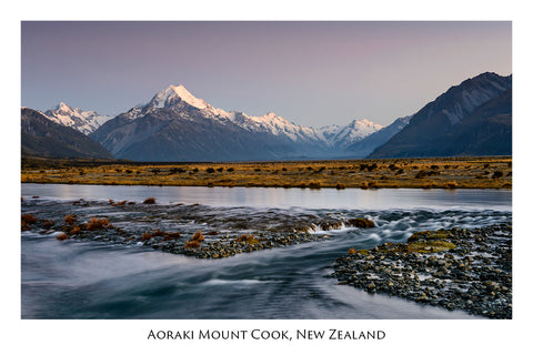 646 - Post Art Postcard - Mount Cook River