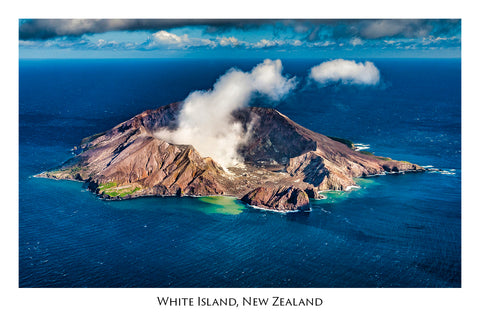 676 - Post Art Postcard - White Island