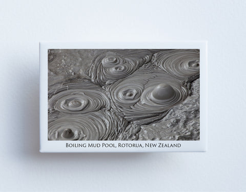 FM0050 - Post Art Magnet - Boiling Mud Pool