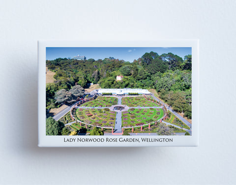 FM0070 - Post Art Magnet - Wellington Botanic Gardens