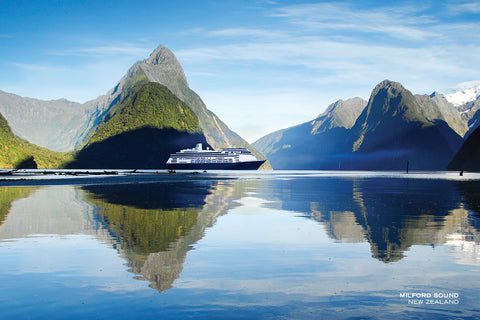 PCL1080 - Sisson Postcard - Milford Sound with Cruise Ship