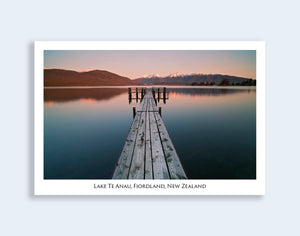 559 - Post Art Postcard - Lake Te Anau Jetty