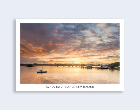 614 - Post Art Postcard - Paihia - Sunrise