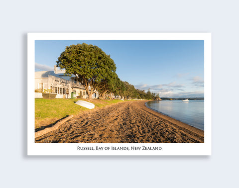 615 - Post Art Postcard - Russell - Beachfront looking south