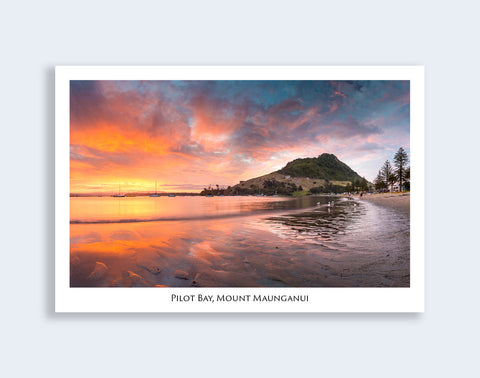 631 - Post Art Postcard - Pilot Bay, Mount Maunganui