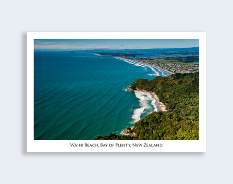 632 - Post Art Postcard - Waihi Beach