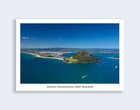 634 - Post Art Postcard - Mount Maunganui
