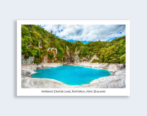 639 - Post Art Postcard - Inferno Crater Lake