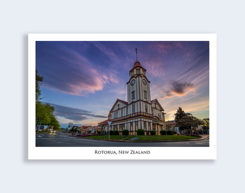 642 - Post Art Postcard - Rotorua Visitor Centre