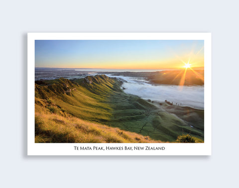 675 - Post Art Postcard - Te Mata Peak