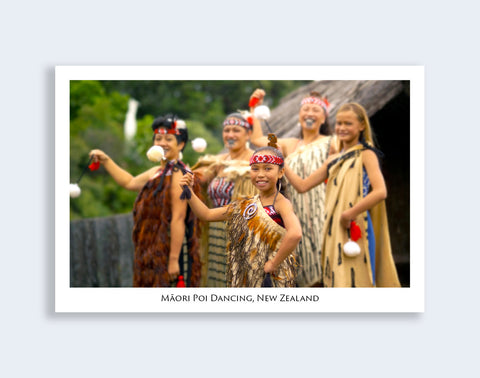 697 - Post Art Postcard - Maori Poi Dancing