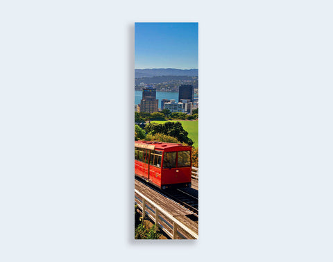 BM105 - Post Art Bookmark - Wellington Cable Car
