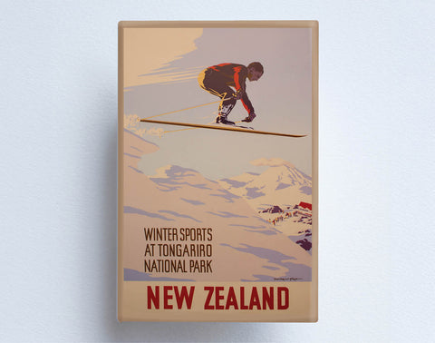 FM0111 - Post Art Magnet - Winter Sports Tongariro Vintage