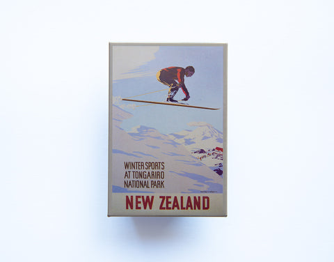 FM0111 - Post Art Magnet - Winter Sports Tongariro Vintage