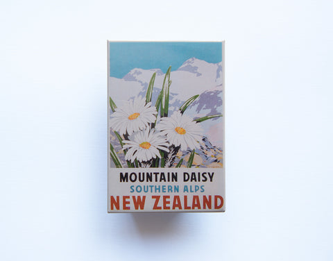 FM0112 - Post Art Magnet - Mountain Daisy Vintage