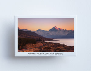 FM0119 - Post Art Magnet - Aoraki Mount Cook and Road