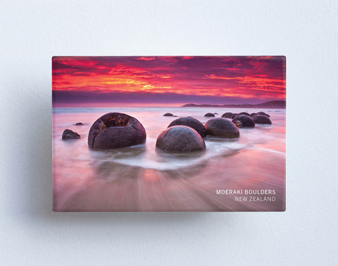 MTS1002 - Sisson Magnet - Moeraki New Sunrise