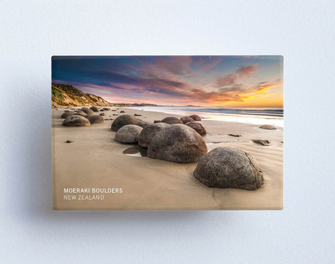 MTS1005 - Sisson Magnet - Moeraki Boulders