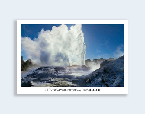 N40 - Post Art Postcard - Pohutu Geyser