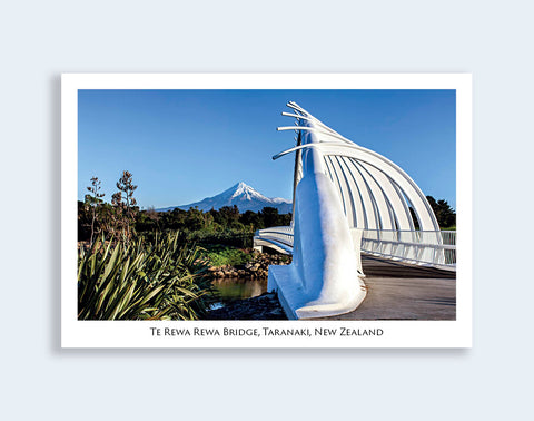 N79 - Post Art Postcard - Mt Egmont/Taranaki