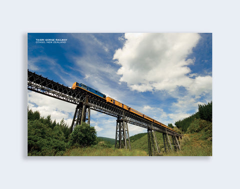 PCL 1020 - Sisson Postcard - Taieri Train