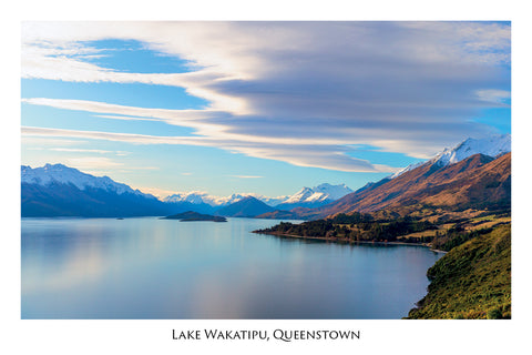 122 - Post Art Postcard - Lake Wakatipu