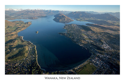 562 - Post Art Postcard - Wanaka Aerial