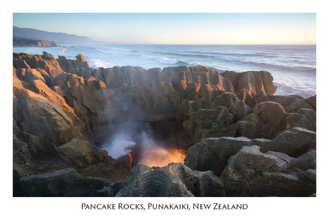 583 - Post Art Postcard - Punakaiki Pancake Rocks - Sunset