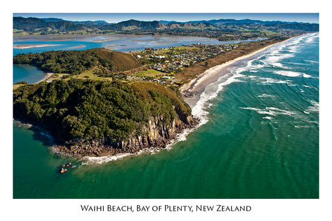 630 - Post Art Postcard - Waihi Beach