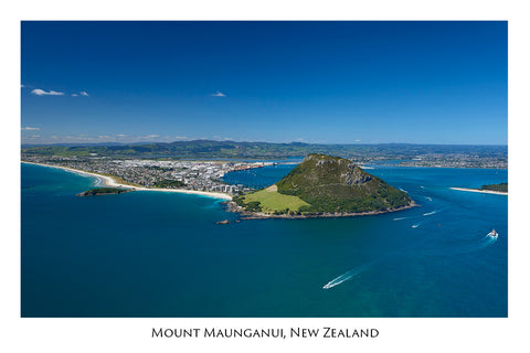 634 - Post Art Postcard - Mount Maunganui