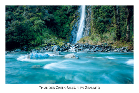 670 - Post Art Postcard - Thunder Creek Falls