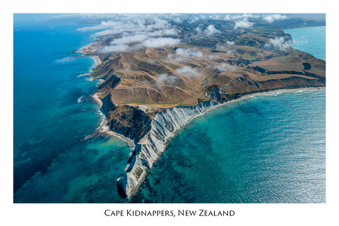 677 - Post Art Postcard - Cape Kidnappers Aerial