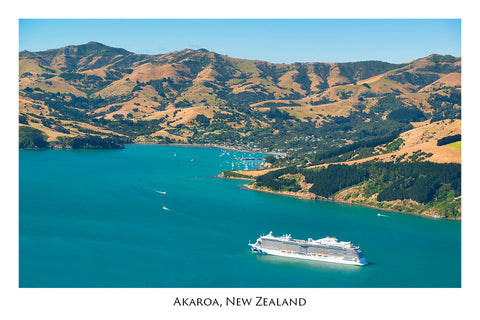 715 - Post Art Postcard - Akaroa Cruise Ship