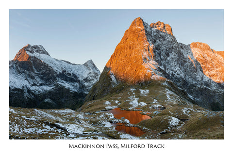 732 - Post Art Postcard - Milford Track Mackinnon Pass