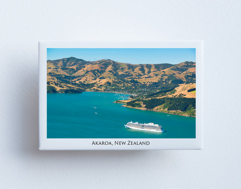 FM0063 - Post Art Magnet - Akaroa Cruise Ship